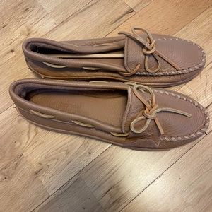 Minnetonka Brown Moose Leather Moccasins 9-1/2